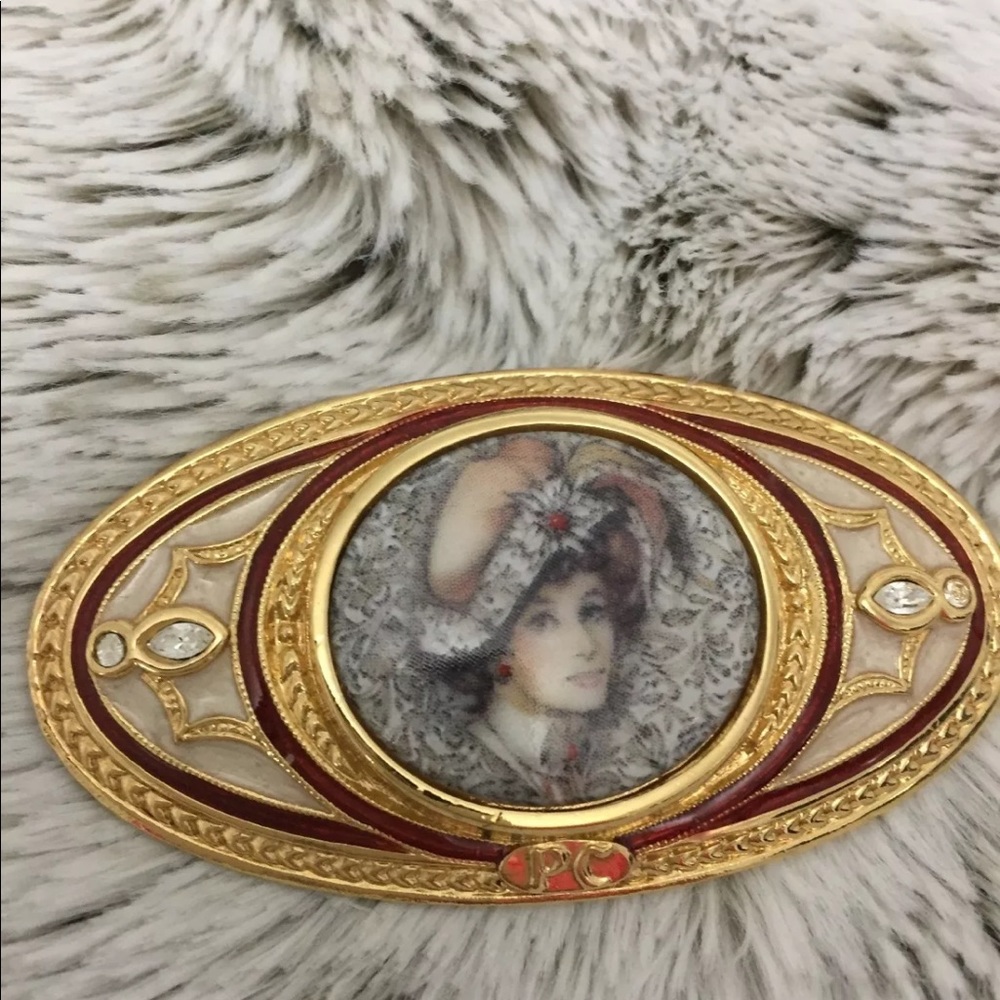 Vintage Art Pin